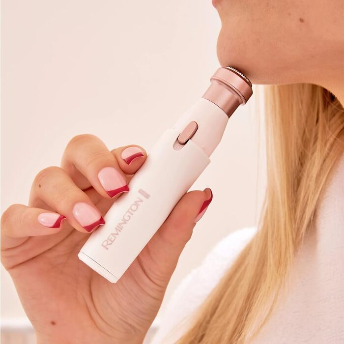 Електричний пристрій для видалення волосся Remington BareMe WFS200: 2-в-1 (рашер та тример для брів), для обличчя (верхня губа, підборіддя, щоки), водостійкий, з LED-підсвічуванням, USB-C, щітка, захисна кришка