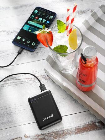 Powerbank Intenso 10000mAh XS – чорний, зовнішній акумулятор для смартфонів, планшетів, MP3-плеєрів та цифрових камер