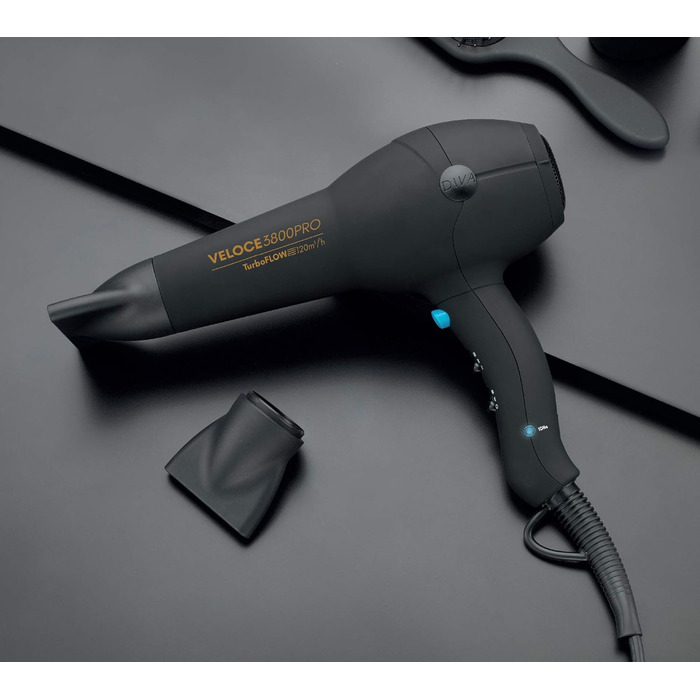 Фен Diva Edit Veloce 3800 Pro: Іонізація, 4 режими нагріву, Cold Shot, чорний