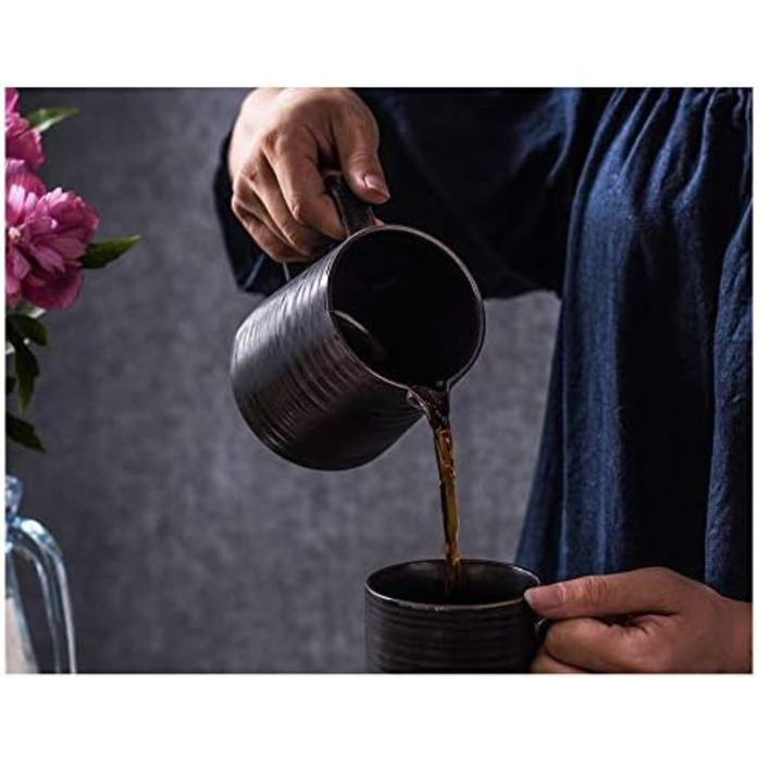 Versatile ceramic pitcher with cream-colored stoneware, ceramic coffee-tea decanter and coffee pot, retro metallic glaze, 460ml