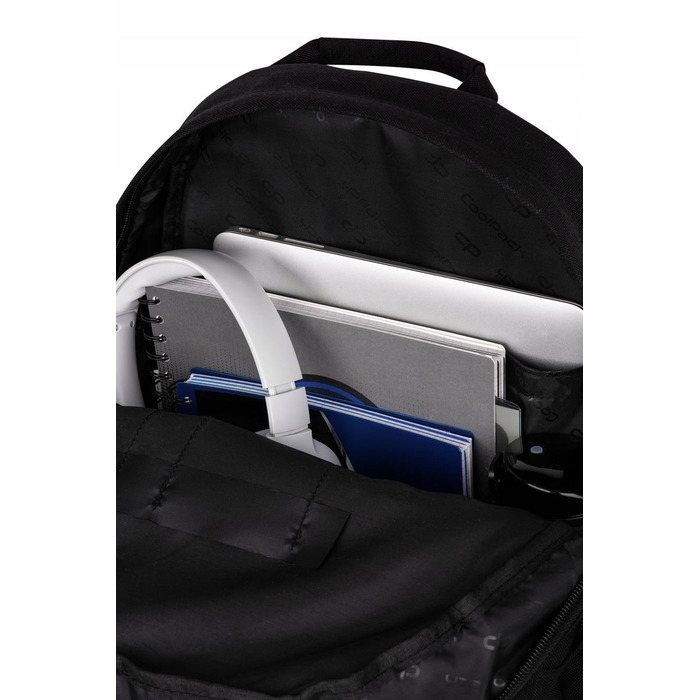 Багатовідсіковий шкільний рюкзак CoolPack, чорний з жовтими та золотистими акцентами, 27 л