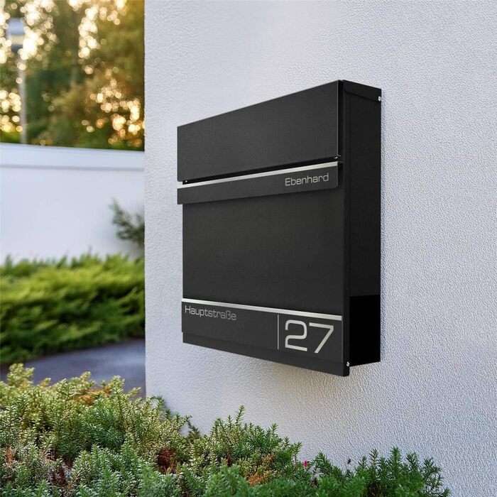 Поштова скринька Metzler Anthrazit RAL 7016 з газетницею та номером будинку – персоналізована лазерним гравіюванням – сучасний поштовий ящик з табличкою, водонепроникний та стійкий до іржі | Модель Hermann