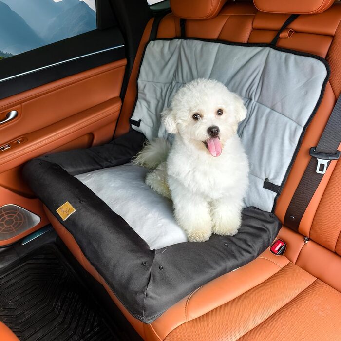BingoPaw Dog Car Seat for Medium Dogs - Secure & Waterproof Pet Seat Cover for Back or Front Seat - Reinforced with Seat Belts - 66x55x49 cm