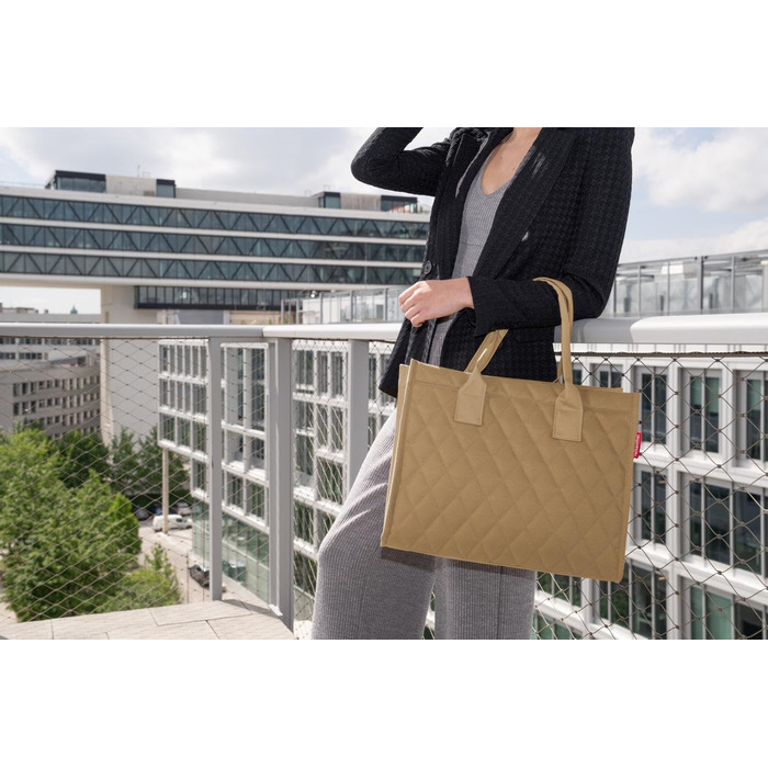 reisenthel Daily Shopper – Modern, straightforward shopper for any occasion - practical handbag, large enough for your groceries and everyday essentials