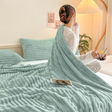 М'яка ковдра 150x200 см - тепла фланелева ковдра та плед для дому - ідеальний подарунок мамі, жінці, подрузі (150x200 см, колір: матчу-зелений)