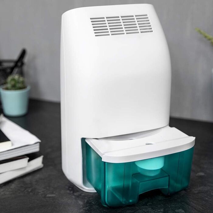 Зволожувач повітря Cecotec BigDry Series 2000: 750 мл/день, резервуар 0.6-2 л, 2 швидкості, 2 режими, радіус дії до 25 м², функція очищення, білий