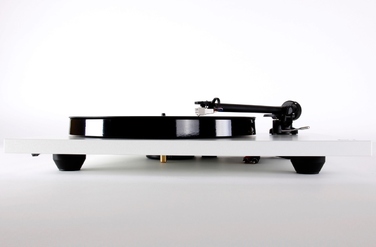 Вініловий програвач Rega Planar 1 Plus, білий