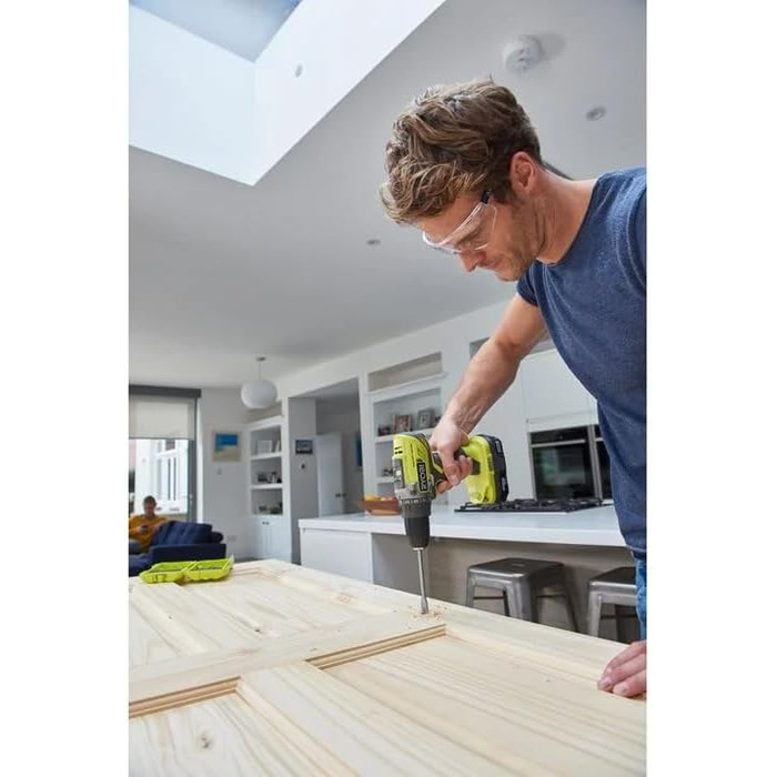 RYOBI 18V ONE+ акумуляторний дриль-шуруповерт R18DD3-0 (50Nm крутний момент, 2 швидкості, патрон 13 мм, LED-підсвічування, без акумулятора та зарядного пристрою)