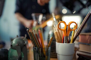 Ножиці Fiskars Classic для хобі, 13 см, для правшів і лівшів, нержавіюча сталь, пластикові ручки, помаранчеві