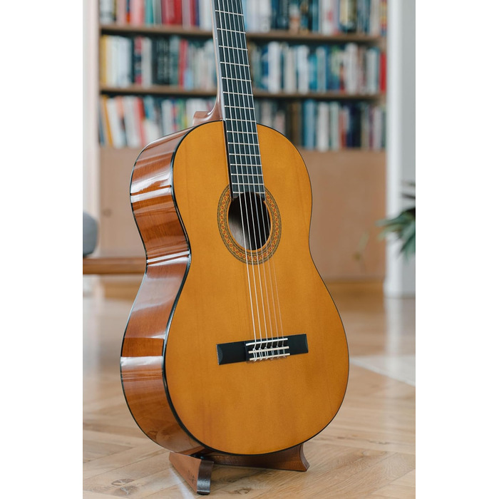 Концертна гітара Yamaha C40II для початківців, колір: натуральний, повний розмір