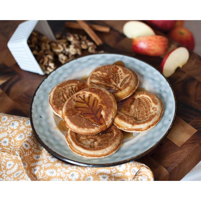 Сковорода для млинців Nordic Ware Autumn Leaves 26,7 см алюмінієва, святкова