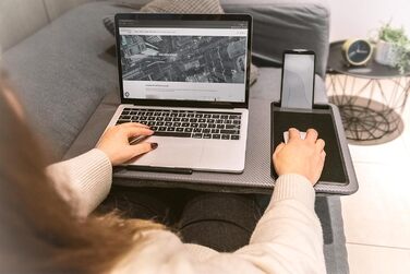 Підставка для ноутбука DIGITUS з тримачем для смартфона - для 17