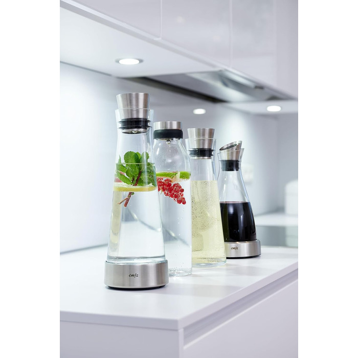 Emsa 505219 Flow Chilling Carafe | Elegant Design | Cooling performance for 4h | Cooling pad | Glass and stainless steel | Transparent | 1 Liter, 14 x 14 x 30 cm