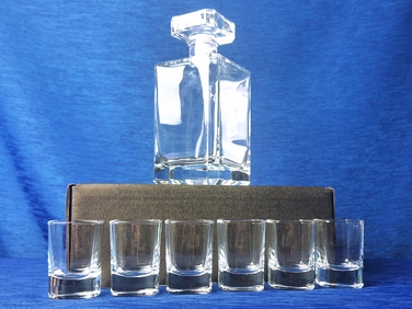 Подарунковий набір чарок для горілки Art-Glass, прозорі, 50 мл, 7 шт.