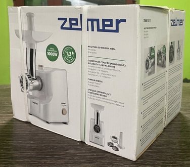 М'ясорубка Zelmer ZMM1011, біла, 1000 Вт