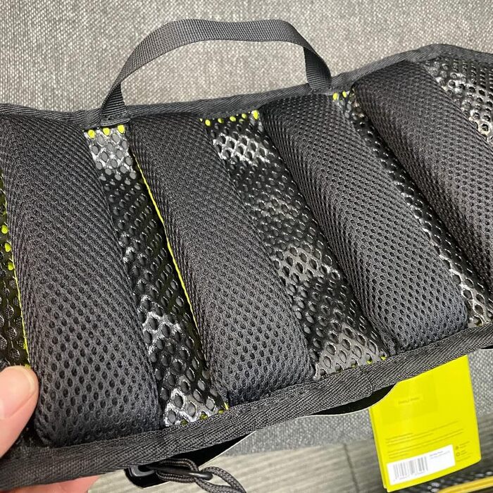 Ergon BA Hip Pack - поясна сумка для MTB, Enduro, Gravel велосипедів чорного кольору
