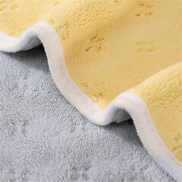 М'які рушники з мікрофібри SOFTBATFY, 4 шт., 35.6 x 76.2 см, швидковисихаючі – для ванної кімнати, душу, спа (кольоровий принт)