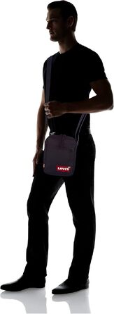 Чорна міні-сумка крос-боді Levi's Mini Crossbody Solid з логотипом Red Batwing