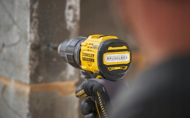 Акумуляторний шуруповерт Stanley 18 В SFMCD716B