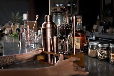 Набір для коктейлів Mint&Mortar 7 предметів з бамбуковим підставкою, з нержавіючої сталі, міксологія, барменський набір з барними інструментами для дому та професійного використання, ідеальний для Мартіні/Маргарити, 680 мл, міксер (Чорний) (Шліфоване мідь