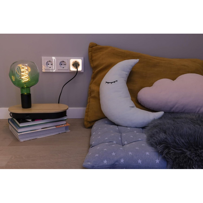 LEDVANCE Smart Plug: Трійник з USB, WiFi, захист від перенапруги та перевантаження, керування через додаток, Alexa, Google