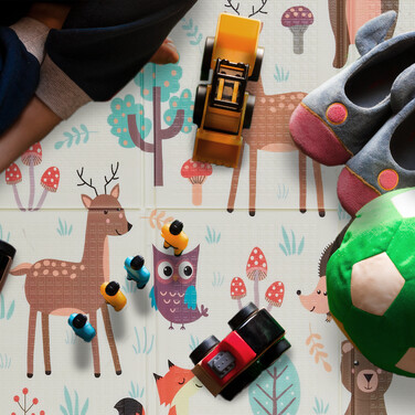 Relaxdays Foldable Play Mat with Forest Animals