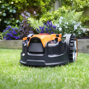 Робот-газонокосарка LawnMaster VBRM16 OcuMow для площі до 100 м², бездротовий та ефективний
