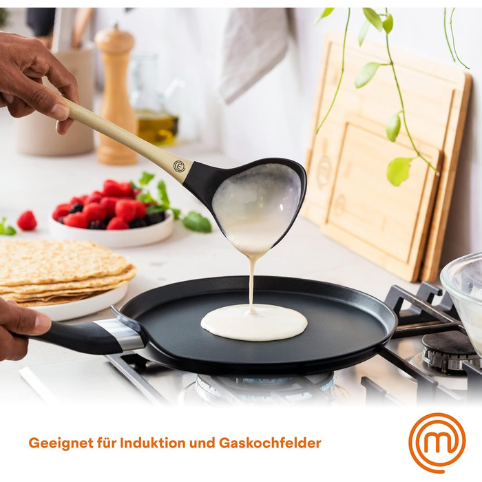 MasterChef Crepe Pan Induction, Pancake Pan for Pancakes, Roti, Omelette, Tortilla, Induction, Gas, Ceramic Hob, Non-Stick Coating Aluminum, 25cm, Extra Wide Natural Collection (Essentials Collection)