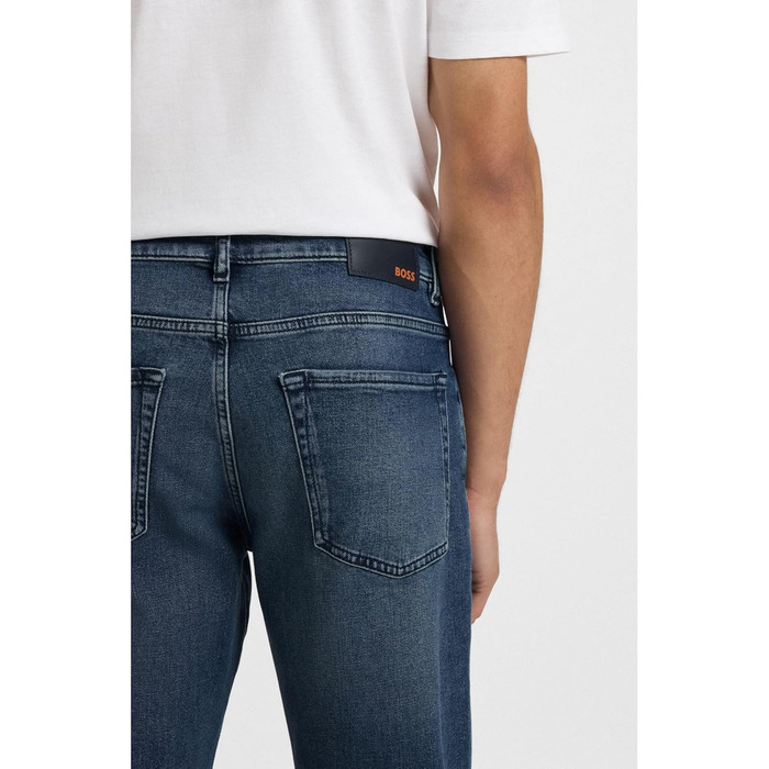 Чоловічі джинси BOSS Maine Regular-Fit сині з еластичного деніму (52W / 32L, Середньо-синій 427)