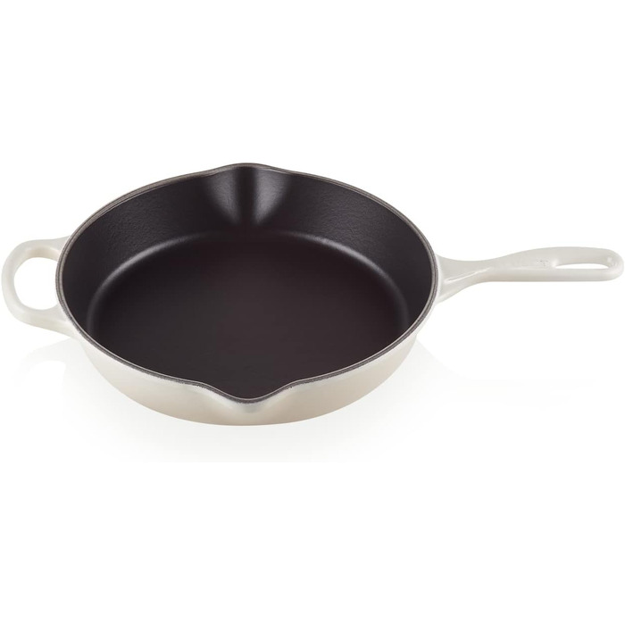 Le Creuset Signature висока сковорода-сервірувальниця з чавуну, універсальна для всіх плит і духовок, 26 см, 2 л, колір Meringue