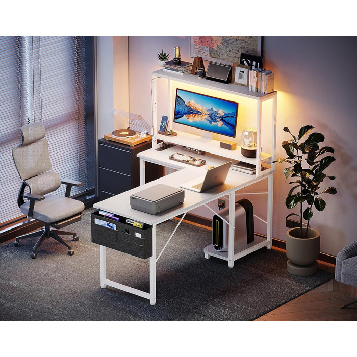 Ігровий стіл Coleshome L-подібної форми з LED-підсвічуванням та розетками, 135 × 100 см. Реверсивний кутовий стіл з полицями для зберігання, з сумкою для дому та ігор. (110×80 см, Білий)