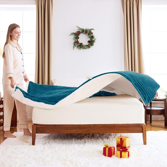 Плед WAVVE Sherpa з плюшем, теплий та м'який, 150x200 см, великий, двосторонній, колір: бірюзовий