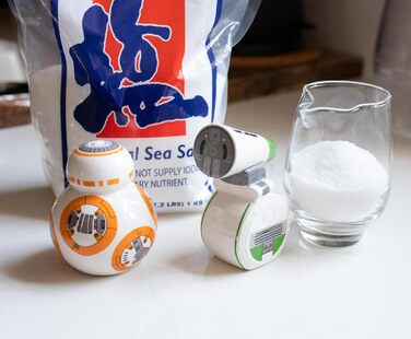 Star Wars BB-8 and D-O Ceramic Salt and Pepper Shakers | 2-Piece Set