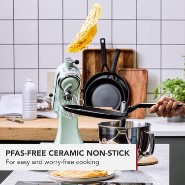 Сковорода для млинців KitchenAid Classic 24 см, кована, анодований алюміній, керамічне антипригарне покриття без PFAS, для індукції, духовки, посудомийки, чорна