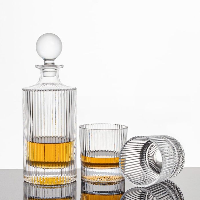 Ribbed Whiskey Decanter Set with 2 Glasses - 765ml Scotch & Whiskey Decanter Gift Set for Men & Women