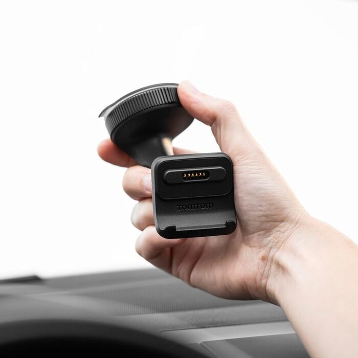 Автомобільний GPS-навігатор TomTom GO 620, 6 дюймів, Wi-Fi, оновлення карт світу, уникнення заторів через TomTom Traffic, відновлений