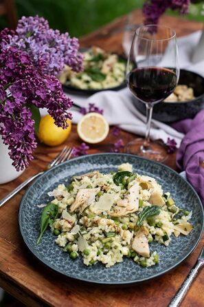 MÄSER Filippa: Набір посуду з кераміки для 4 осіб (16 предметів); Тарілки, миски, чашки з реактивною глазур'ю, зелено-чорний колір, порцеляна