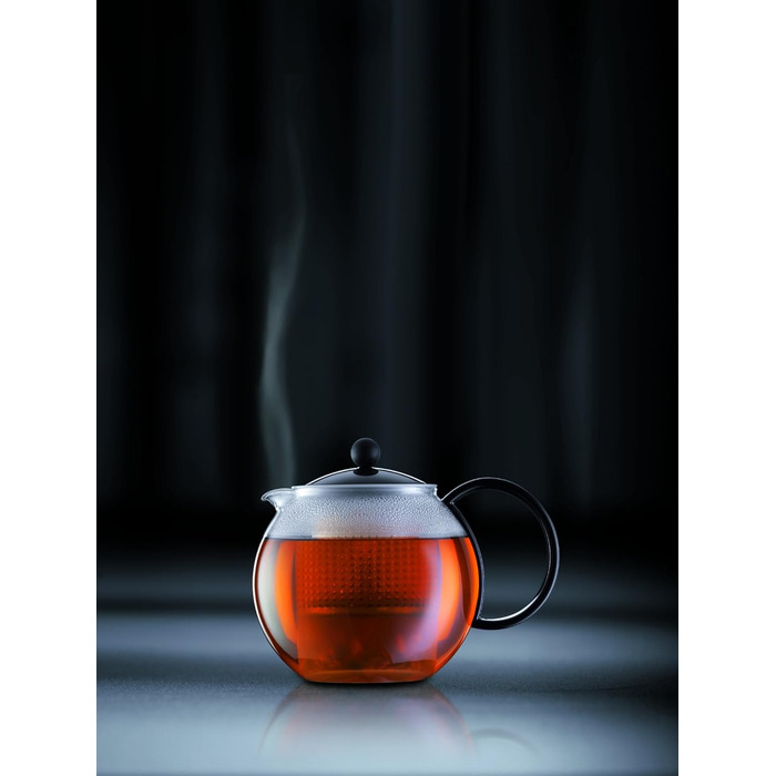 Bodum 1844-01 Чайник для заварювання чаю Ассам (сітовий фільтр, кришка з пластику, 1,0 літра) чорний