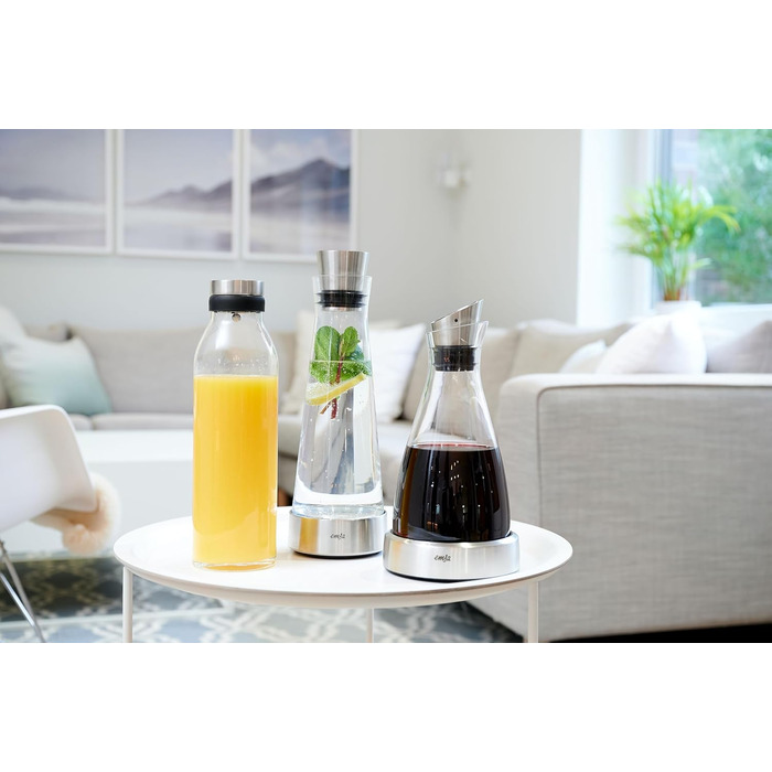 Emsa 505219 Flow Chilling Carafe | Elegant Design | Cooling performance for 4h | Cooling pad | Glass and stainless steel | Transparent | 1 Liter, 14 x 14 x 30 cm