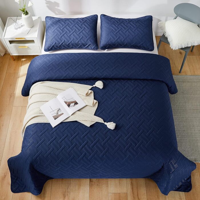 Beeweed Bedspread Throw Blanket 220x200cm Navy Blue, Bedspreads made of Microfiber, Quilted Throw Blanket Bed Cover Lightweight, Stepped Quilt with Ultrasonic Stitching and 2 Pillowcases, Basket Pattern Navy Blue 220 x 200 cm