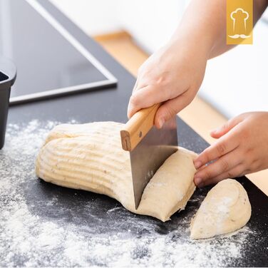 Chefaron Cast Iron Bread Baking Pan with Lid - Baking pan for bread and cake - cast iron bread pot - loaf pan baking roasting rectangular - cast iron pot bread baking - 28 x 12 cm rectangular loaf pan