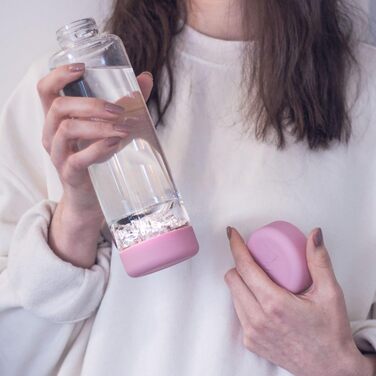 VitaJuwel inu! CRYSTAL blossom rose | The water bottle with quartz crystal for individualists