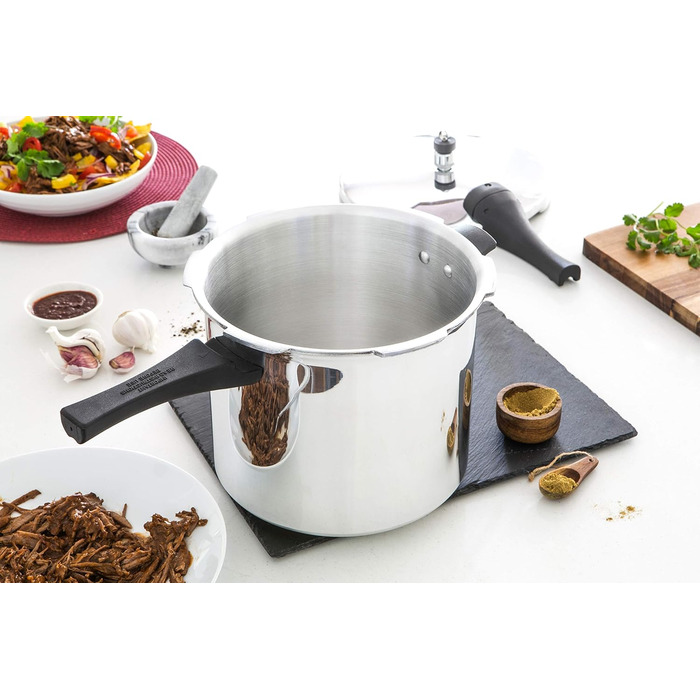 Prestige - Slim and simple - Pressure cooker 4 l - induction-compatible - Aluminium - Silver 4 Liters / 6.8 kg Aluminium