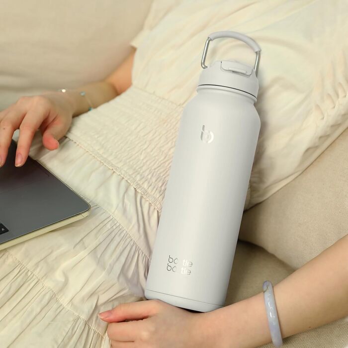BOTTLE BOTTLE Insulated Water Bottle with Straw, Sports Stainless Steel Water Bottle with Handle Lid, Outdoor Sports Bottle for Pills, 1L (White)