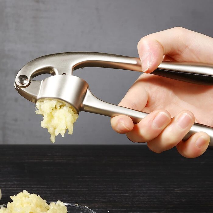 Преміум-прес для часнику з нержавіючої сталі – прес, подрібнювач та очищувач часнику, набір, стійкий до миття в посудомийній машині та корозії (Imperial Silver)