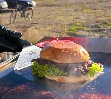 Набір для приготування бургерів DREIBERG® з нержавіючої сталі (9 предметів): лопатка, прес, розсипач спецій, дзвоники для плавлення сиру, рецепти, папір для випікання