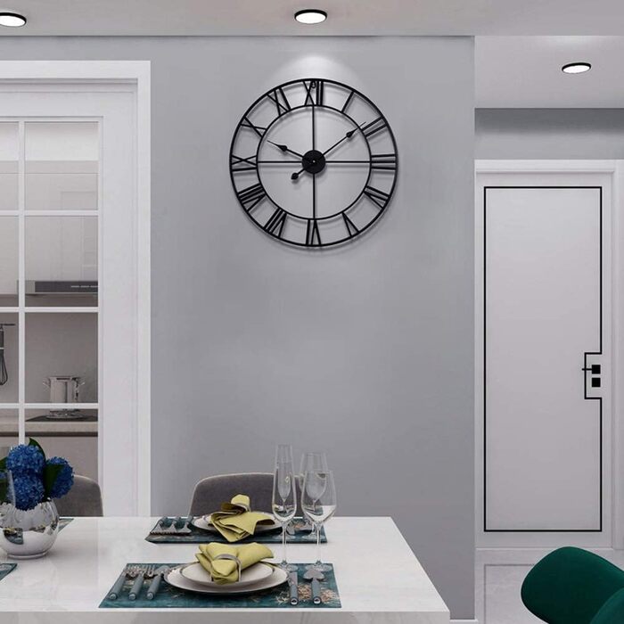 HAITANG Large Vintage Style Wall Clock, Black Round, Metal Silent Non-Ticking, Battery Powered, 40cm, 16 Inch Roman Numerals, Clocks for Living Room, Bedroom, Kitchen Wall Clock Decoration