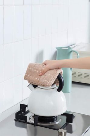 HYER KITCHEN Microfiber Dishcloths – Soft, Super Absorbent, and Lint-Free Kitchen Towels – 8 Pack (Lattice Designed Camel Colors) – 66 x 45 cm (Camel)