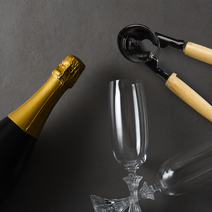 Relaxdays Nutcracker 2-in-1 with Wooden Handle