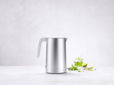 ZWILLING ENFINIGY Kettle with Stainless Steel Scale Filter & Overheat Protection, Cordless, 1850 Watts, 1.5 Liters, Silver